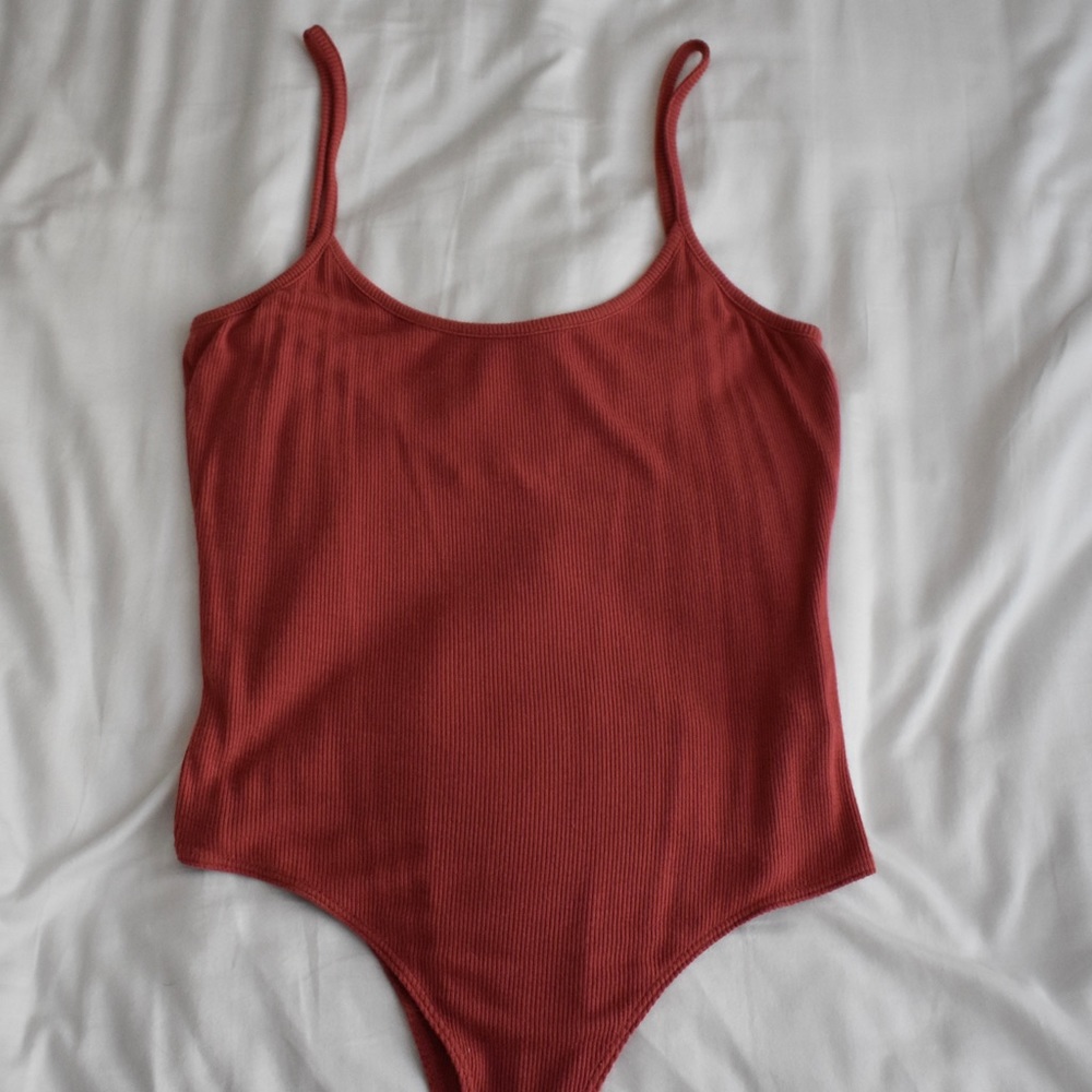 ribbed rusty pink colored bodysuit